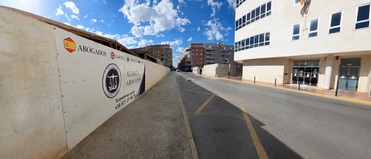 Audacia Abogados, justo al lado del juzgado y la Guardia Civil de Torrevieja